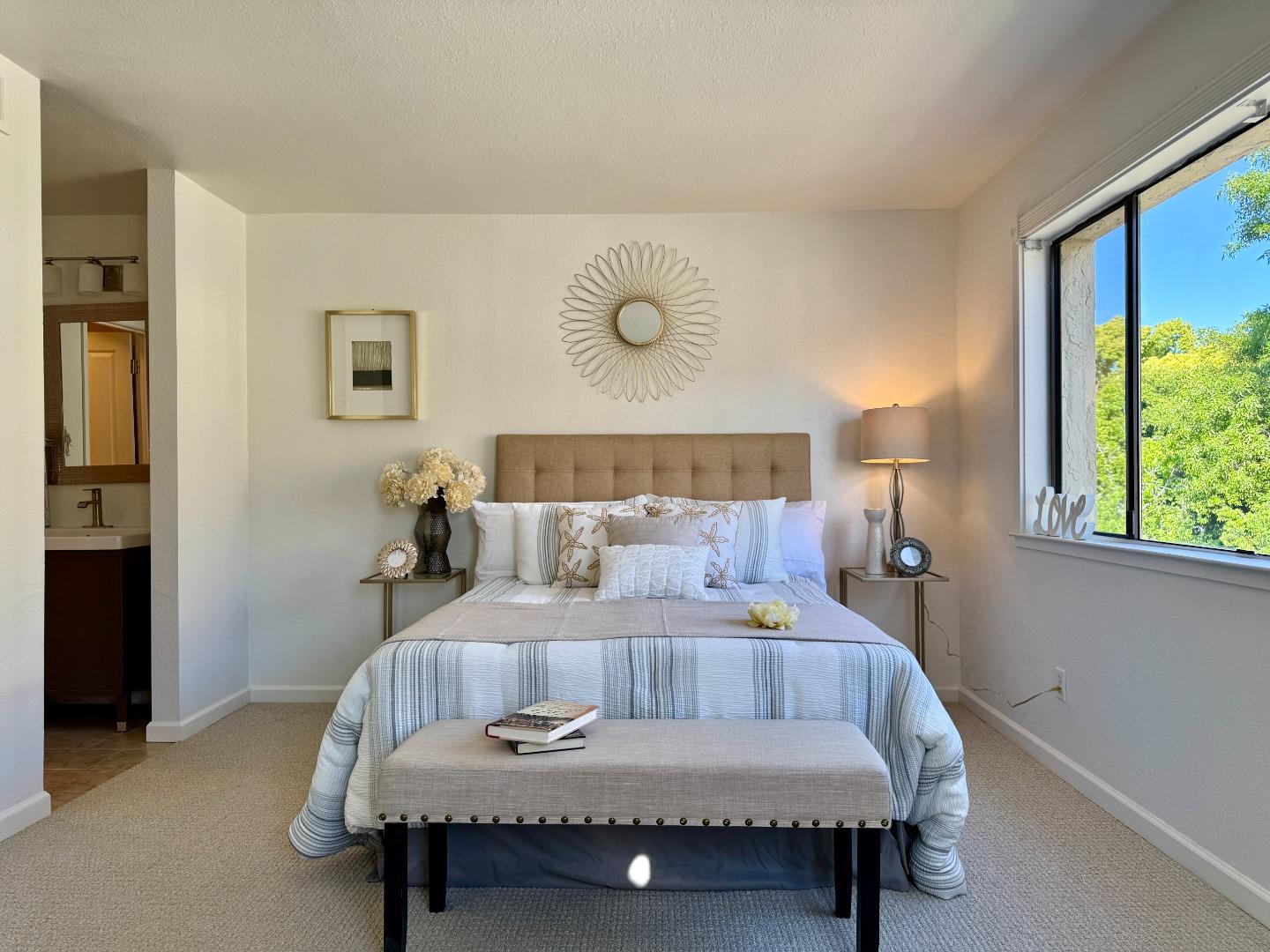 Detail Gallery Image 8 of 24 For 1657 Branham Park Ct, San Jose,  CA 95118 - 2 Beds | 2 Baths