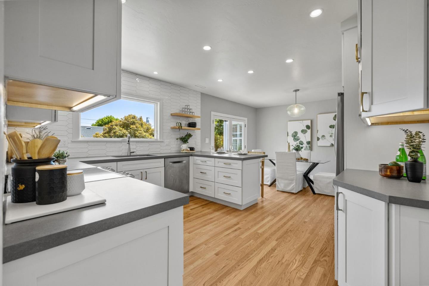 Detail Gallery Image 24 of 81 For 522 Cypress Ave, San Bruno,  CA 94066 - 2 Beds | 1 Baths