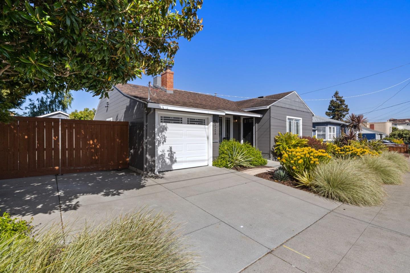 Detail Gallery Image 5 of 81 For 522 Cypress Ave, San Bruno,  CA 94066 - 2 Beds | 1 Baths