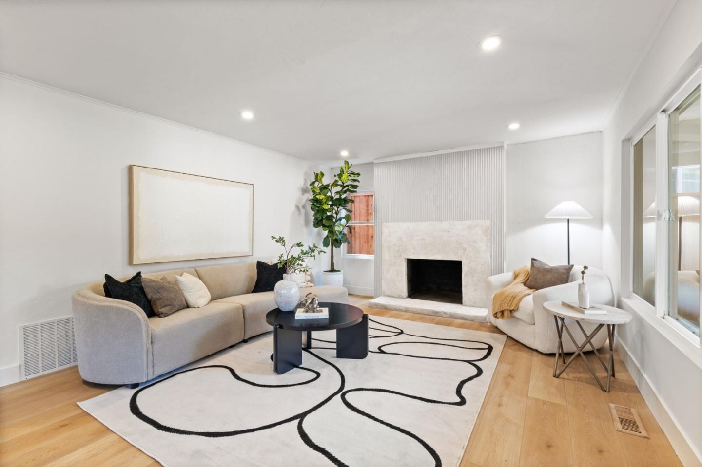 Detail Gallery Image 5 of 27 For 308 Cedar St, San Carlos,  CA 94070 - 4 Beds | 2 Baths