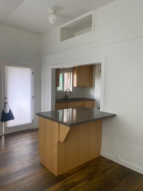Detail Gallery Image 3 of 18 For Address Not Disclosed,  Santa Cruz,  CA 95062 - 1 Beds | 1 Baths