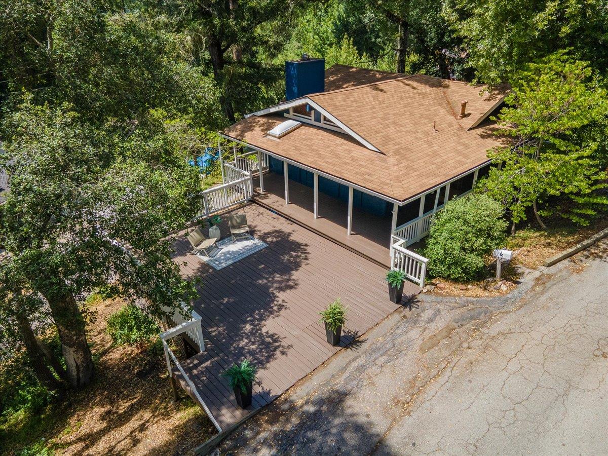 Detail Gallery Image 4 of 24 For 12 Summit Ave, Felton,  CA 95018 - 3 Beds | 2 Baths