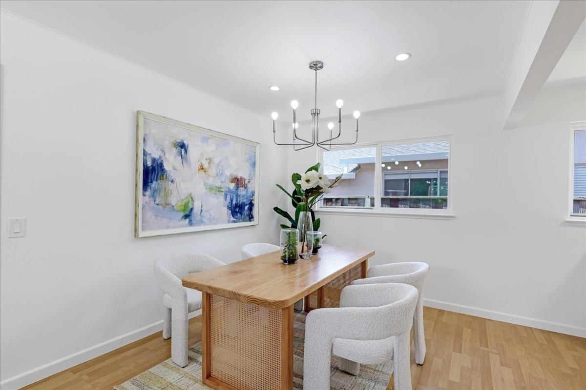 Detail Gallery Image 11 of 37 For 636 Hamann Dr, San Jose,  CA 95117 - 3 Beds | 2 Baths