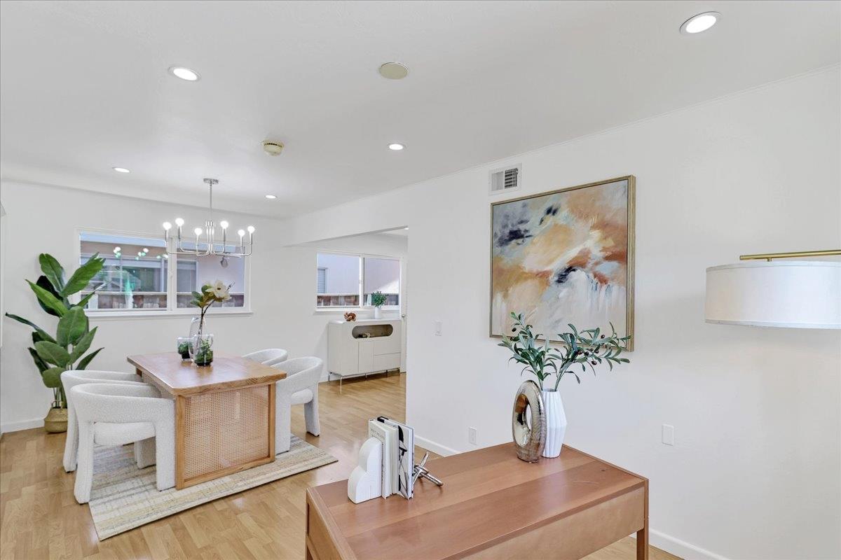 Detail Gallery Image 15 of 37 For 636 Hamann Dr, San Jose,  CA 95117 - 3 Beds | 2 Baths