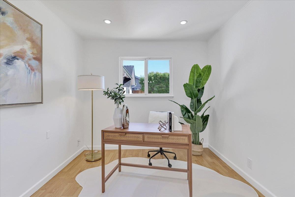Detail Gallery Image 16 of 37 For 636 Hamann Dr, San Jose,  CA 95117 - 3 Beds | 2 Baths