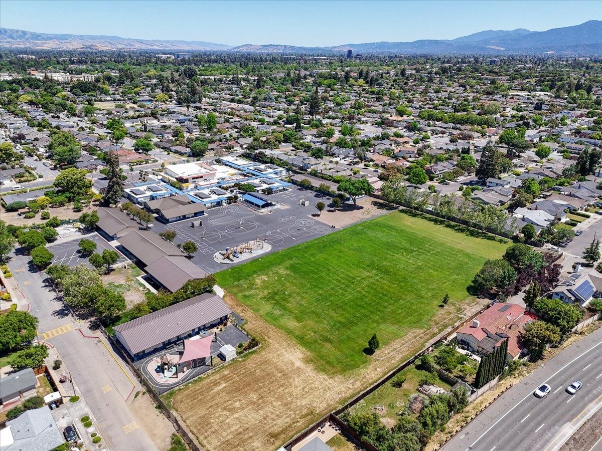 Detail Gallery Image 36 of 37 For 636 Hamann Dr, San Jose,  CA 95117 - 3 Beds | 2 Baths