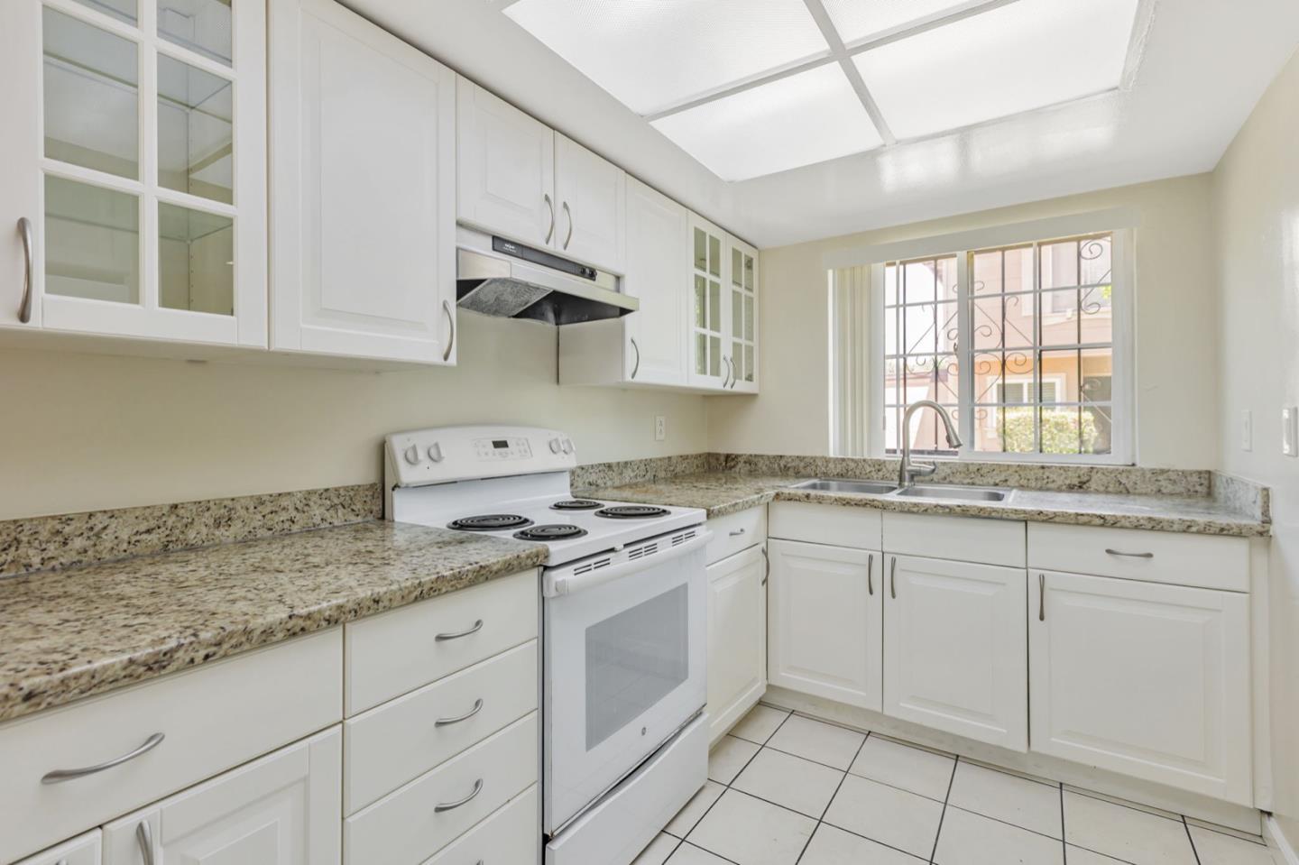 Detail Gallery Image 15 of 30 For 985 Bellhurst Ave, San Jose,  CA 95122 - 3 Beds | 1/1 Baths