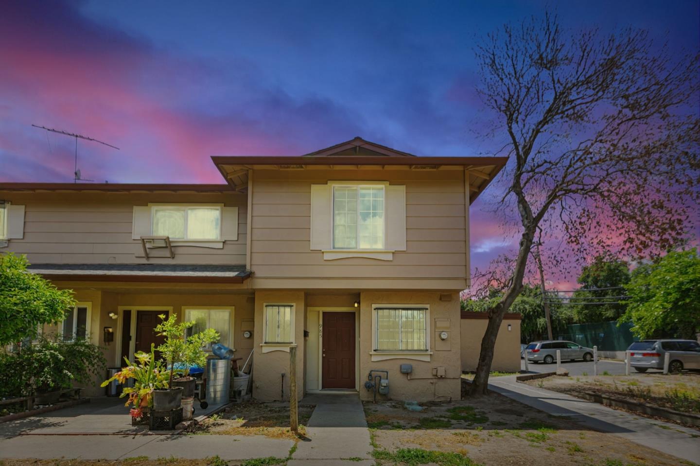 Detail Gallery Image 2 of 30 For 985 Bellhurst Ave, San Jose,  CA 95122 - 3 Beds | 1/1 Baths