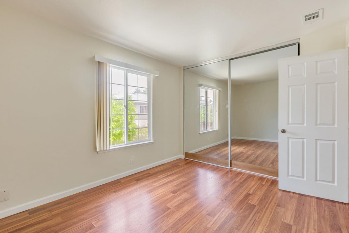 Detail Gallery Image 21 of 30 For 985 Bellhurst Ave, San Jose,  CA 95122 - 3 Beds | 1/1 Baths