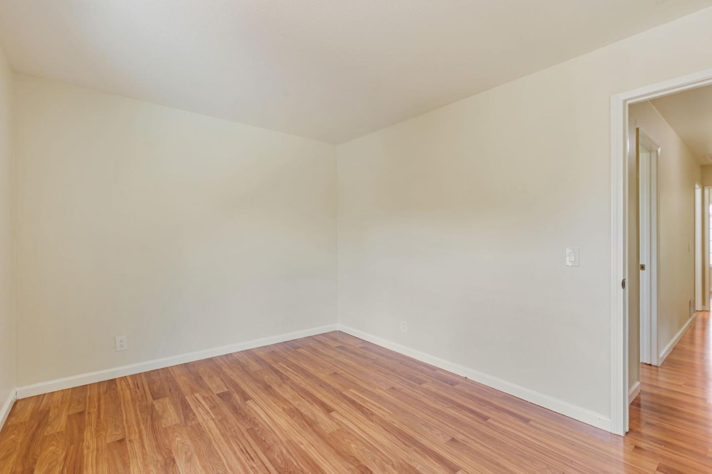 Detail Gallery Image 23 of 30 For 985 Bellhurst Ave, San Jose,  CA 95122 - 3 Beds | 1/1 Baths