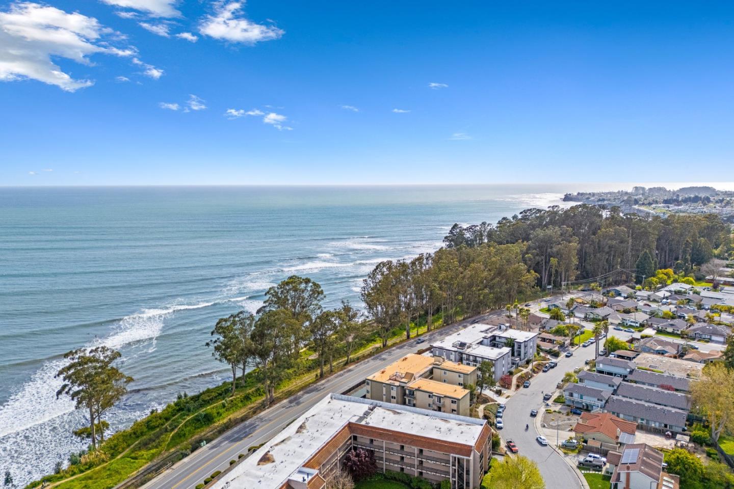 Detail Gallery Image 23 of 25 For 815 Balboa Ave #310,  Capitola,  CA 95010 - 2 Beds | 1 Baths