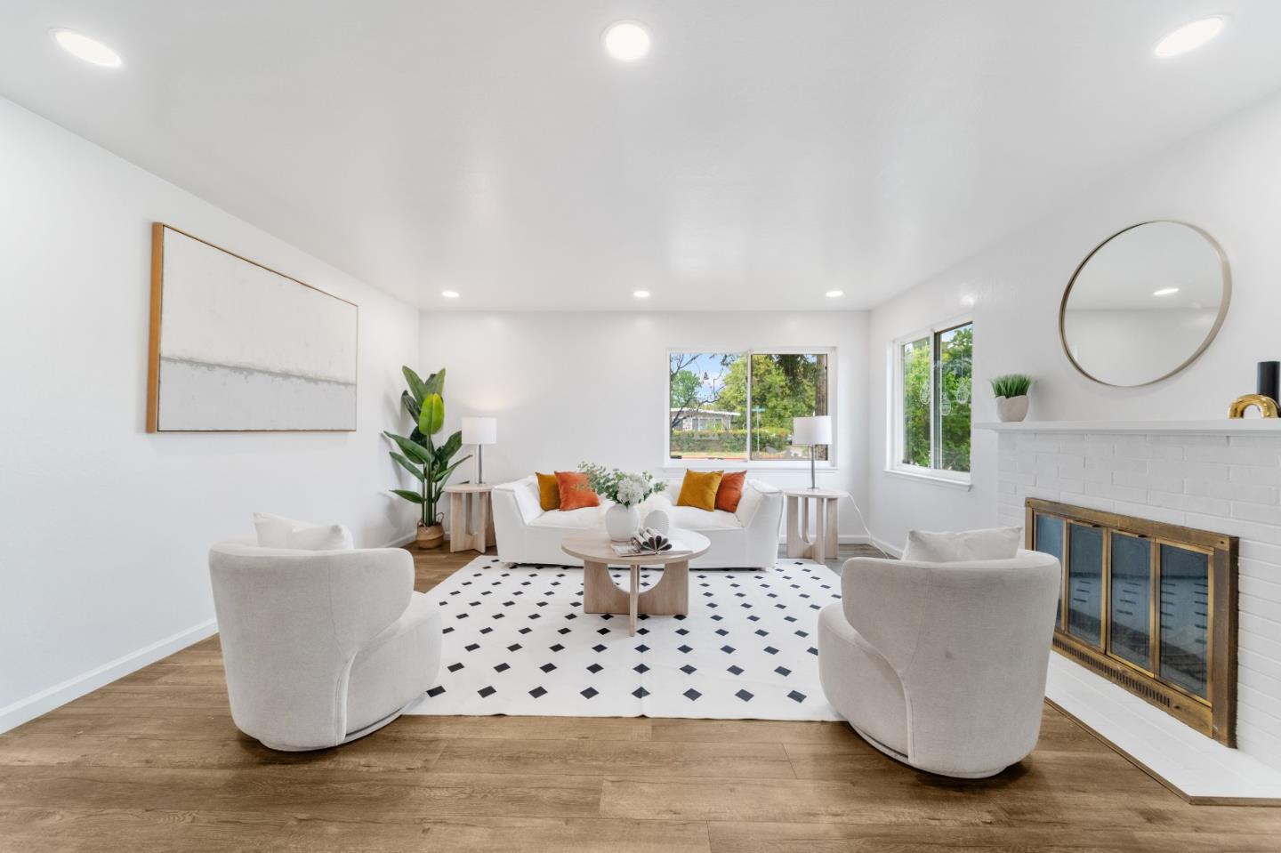 Detail Gallery Image 2 of 44 For 202 E Hemlock Ave, Sunnyvale,  CA 94085 - 3 Beds | 2 Baths