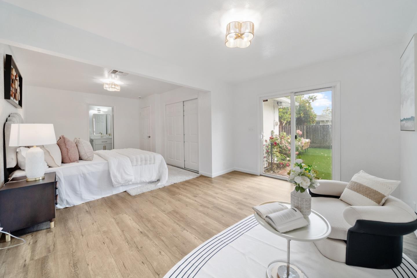 Detail Gallery Image 22 of 44 For 202 E Hemlock Ave, Sunnyvale,  CA 94085 - 3 Beds | 2 Baths
