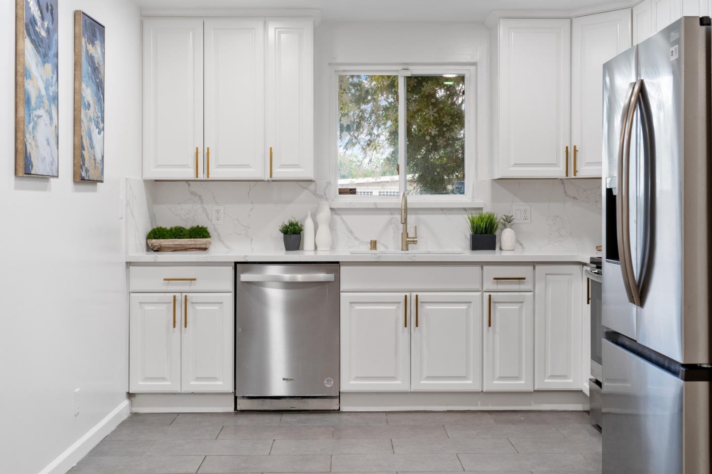 Detail Gallery Image 28 of 44 For 202 E Hemlock Ave, Sunnyvale,  CA 94085 - 3 Beds | 2 Baths