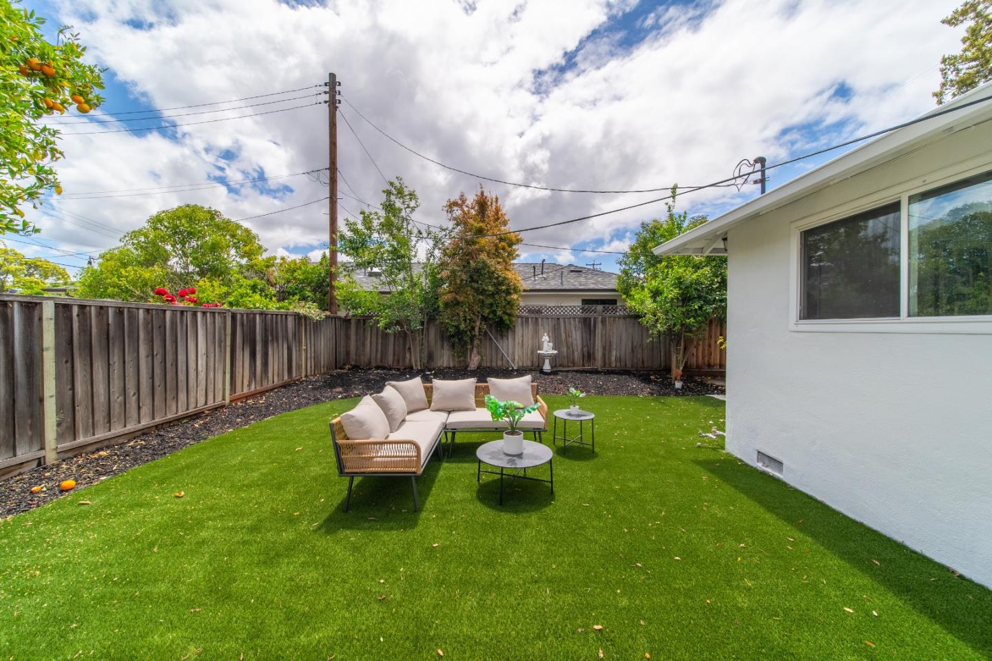 Detail Gallery Image 33 of 44 For 202 E Hemlock Ave, Sunnyvale,  CA 94085 - 3 Beds | 2 Baths