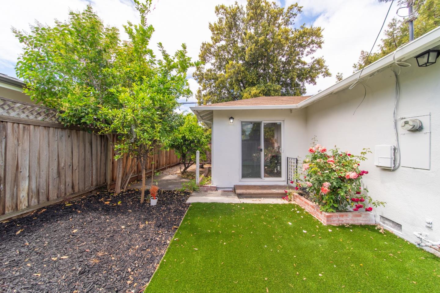 Detail Gallery Image 36 of 44 For 202 E Hemlock Ave, Sunnyvale,  CA 94085 - 3 Beds | 2 Baths