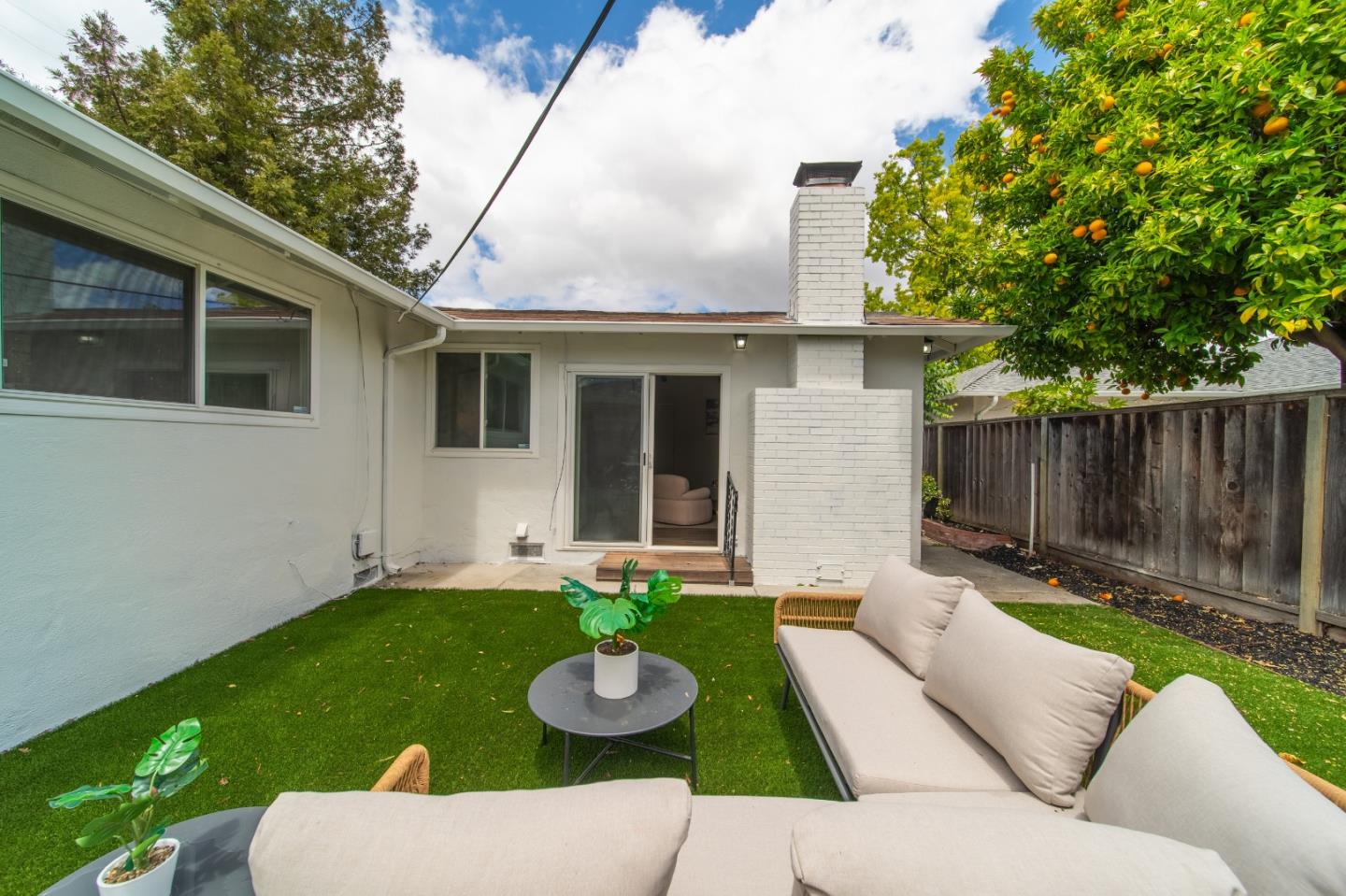 Detail Gallery Image 37 of 44 For 202 E Hemlock Ave, Sunnyvale,  CA 94085 - 3 Beds | 2 Baths