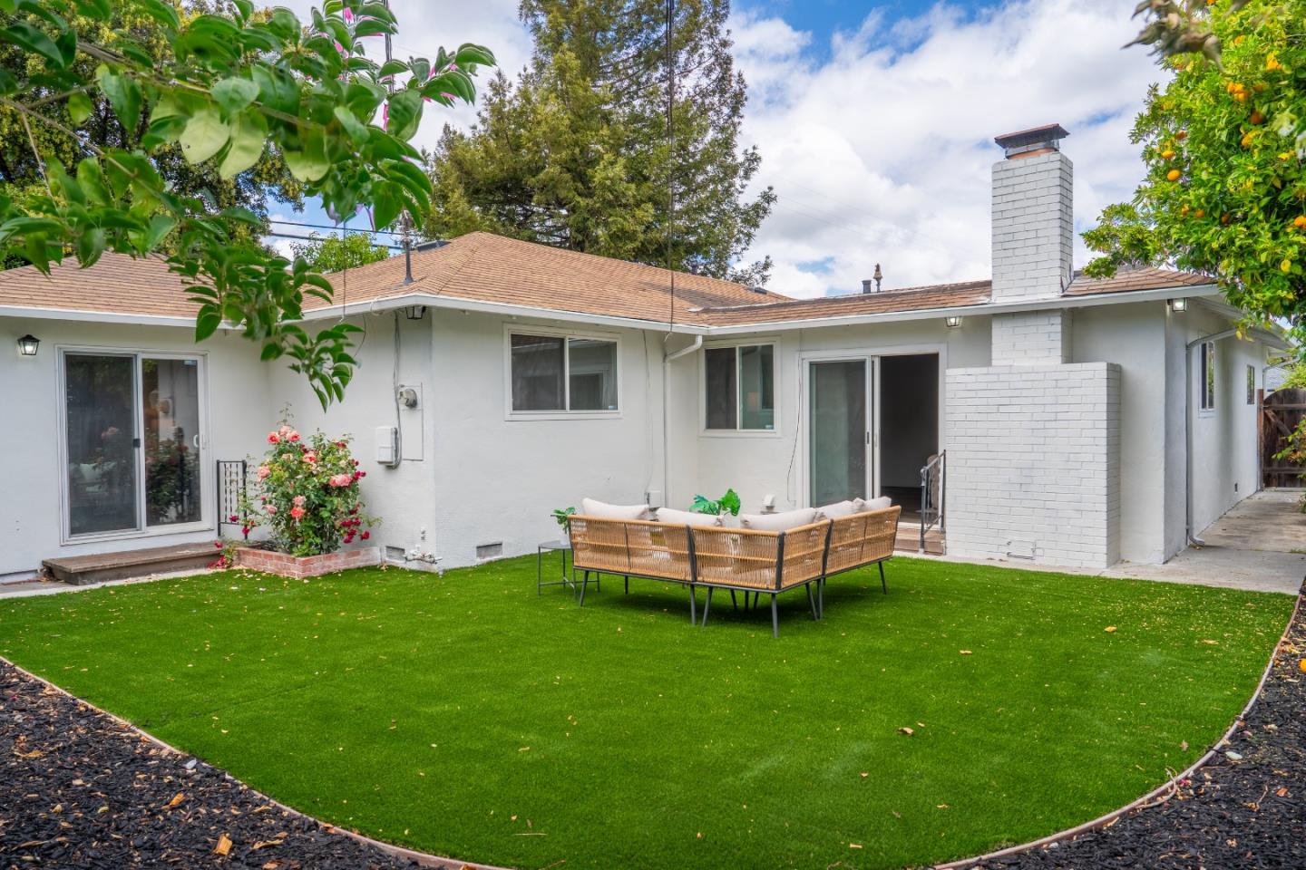 Detail Gallery Image 41 of 44 For 202 E Hemlock Ave, Sunnyvale,  CA 94085 - 3 Beds | 2 Baths