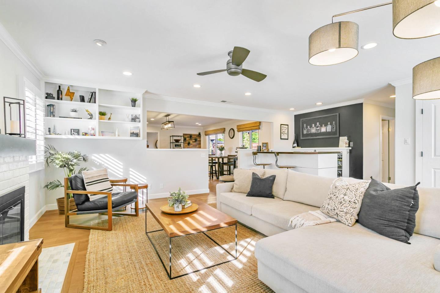 Detail Gallery Image 13 of 35 For 2794 Gardendale Dr, San Jose,  CA 95125 - 3 Beds | 2/1 Baths