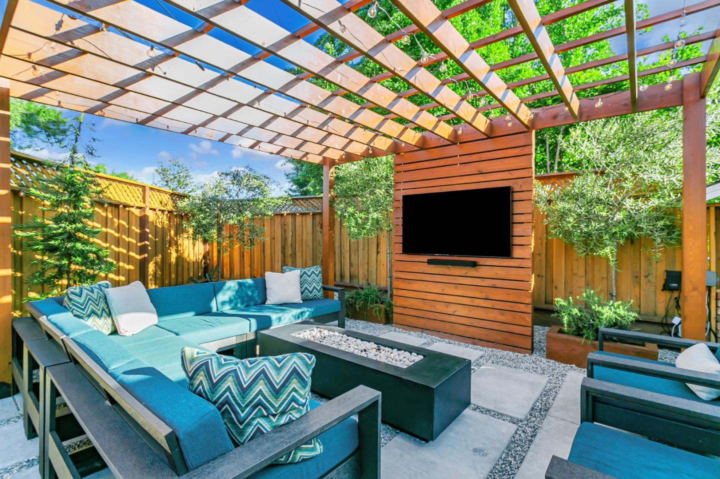 Detail Gallery Image 28 of 35 For 2794 Gardendale Dr, San Jose,  CA 95125 - 3 Beds | 2/1 Baths