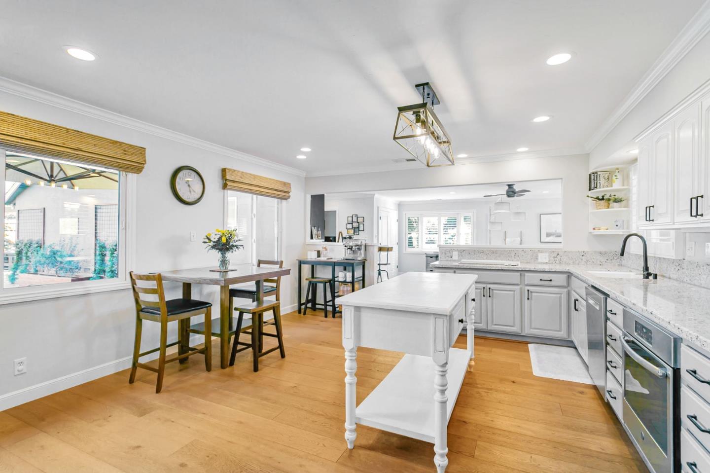 Detail Gallery Image 7 of 35 For 2794 Gardendale Dr, San Jose,  CA 95125 - 3 Beds | 2/1 Baths