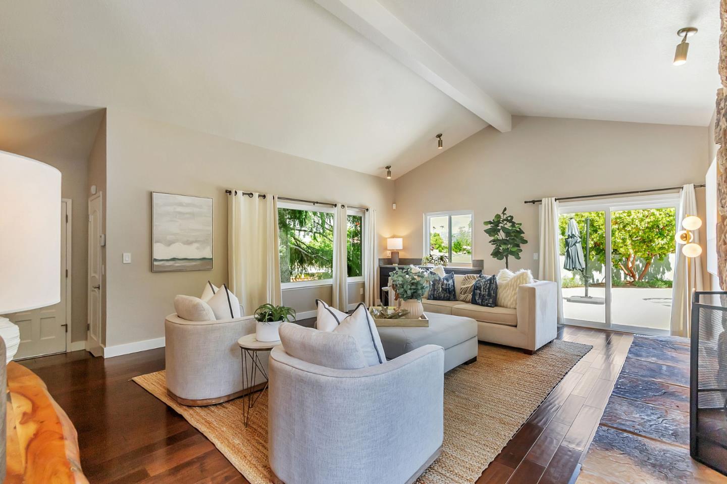 Detail Gallery Image 10 of 62 For 710 Colleen Dr, San Jose,  CA 95123 - 4 Beds | 3 Baths