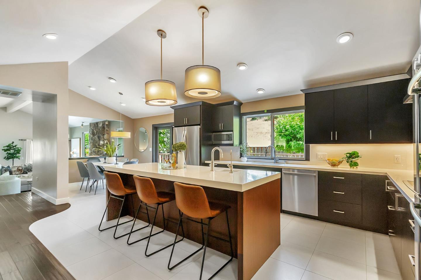 Detail Gallery Image 13 of 62 For 710 Colleen Dr, San Jose,  CA 95123 - 4 Beds | 3 Baths