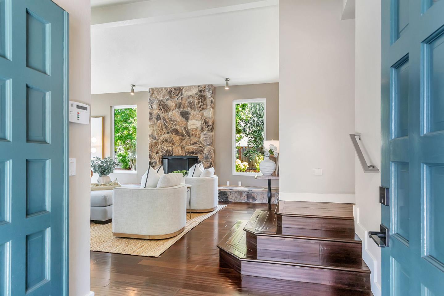 Detail Gallery Image 5 of 62 For 710 Colleen Dr, San Jose,  CA 95123 - 4 Beds | 3 Baths