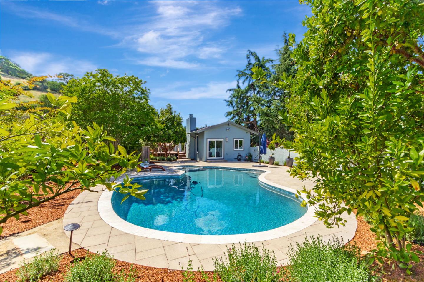 Detail Gallery Image 53 of 62 For 710 Colleen Dr, San Jose,  CA 95123 - 4 Beds | 3 Baths