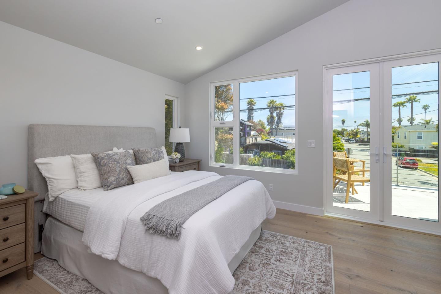 Detail Gallery Image 25 of 62 For 355 30th Ave, Santa Cruz,  CA 95062 - 4 Beds | 3/1 Baths