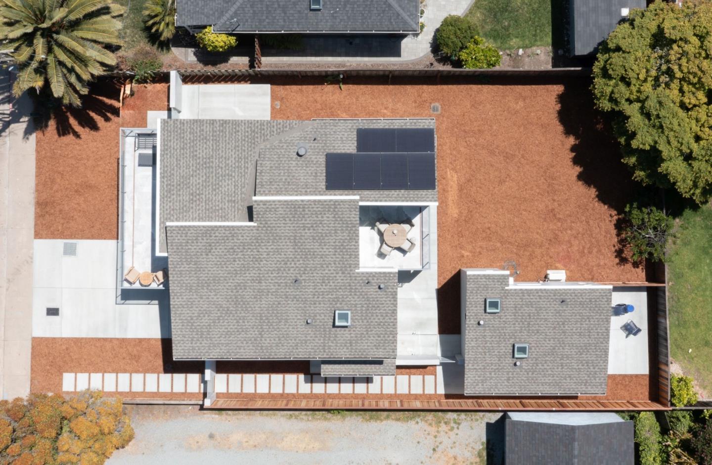 Detail Gallery Image 30 of 62 For 355 30th Ave, Santa Cruz,  CA 95062 - 4 Beds | 3/1 Baths
