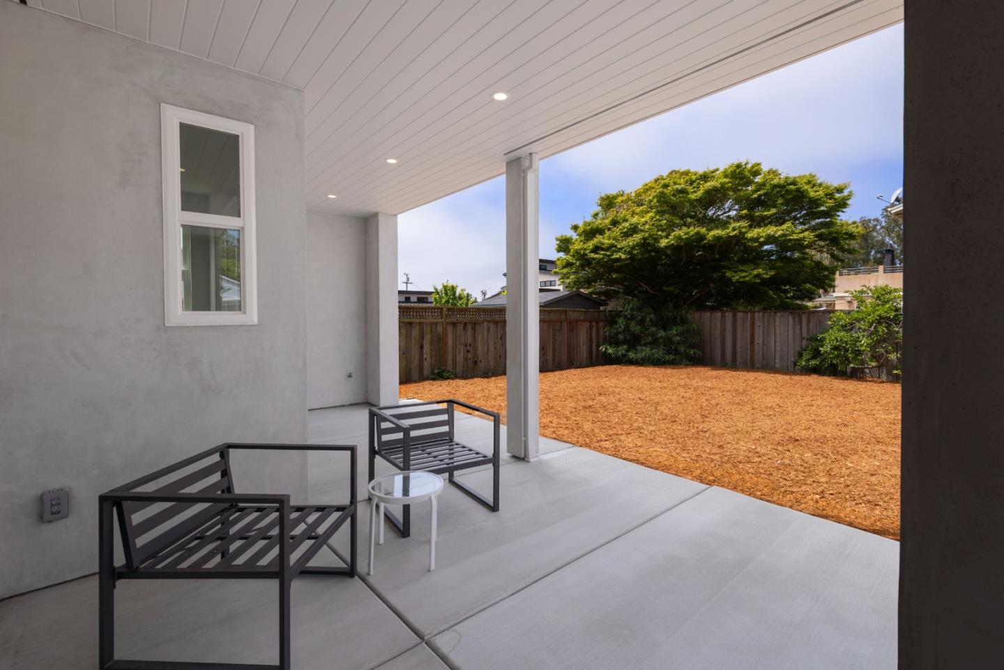 Detail Gallery Image 31 of 62 For 355 30th Ave, Santa Cruz,  CA 95062 - 4 Beds | 3/1 Baths