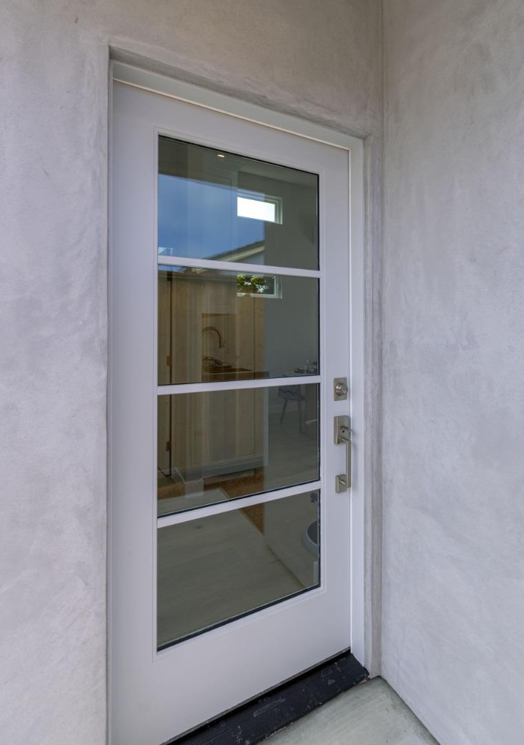 Detail Gallery Image 34 of 62 For 355 30th Ave, Santa Cruz,  CA 95062 - 4 Beds | 3/1 Baths