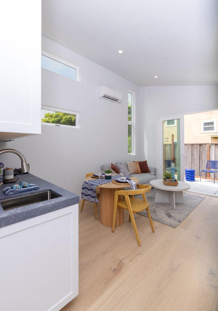 Detail Gallery Image 36 of 62 For 355 30th Ave, Santa Cruz,  CA 95062 - 4 Beds | 3/1 Baths