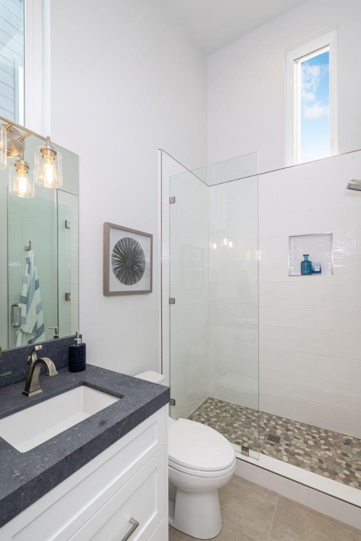 Detail Gallery Image 41 of 62 For 355 30th Ave, Santa Cruz,  CA 95062 - 4 Beds | 3/1 Baths
