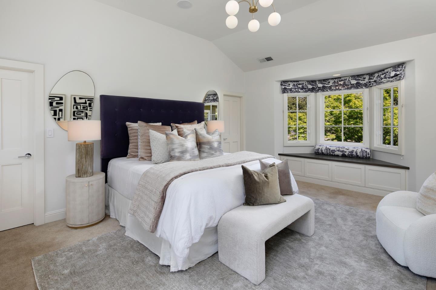 Detail Gallery Image 16 of 28 For 1661 University Ave, Palo Alto,  CA 94301 - 4 Beds | 4/2 Baths