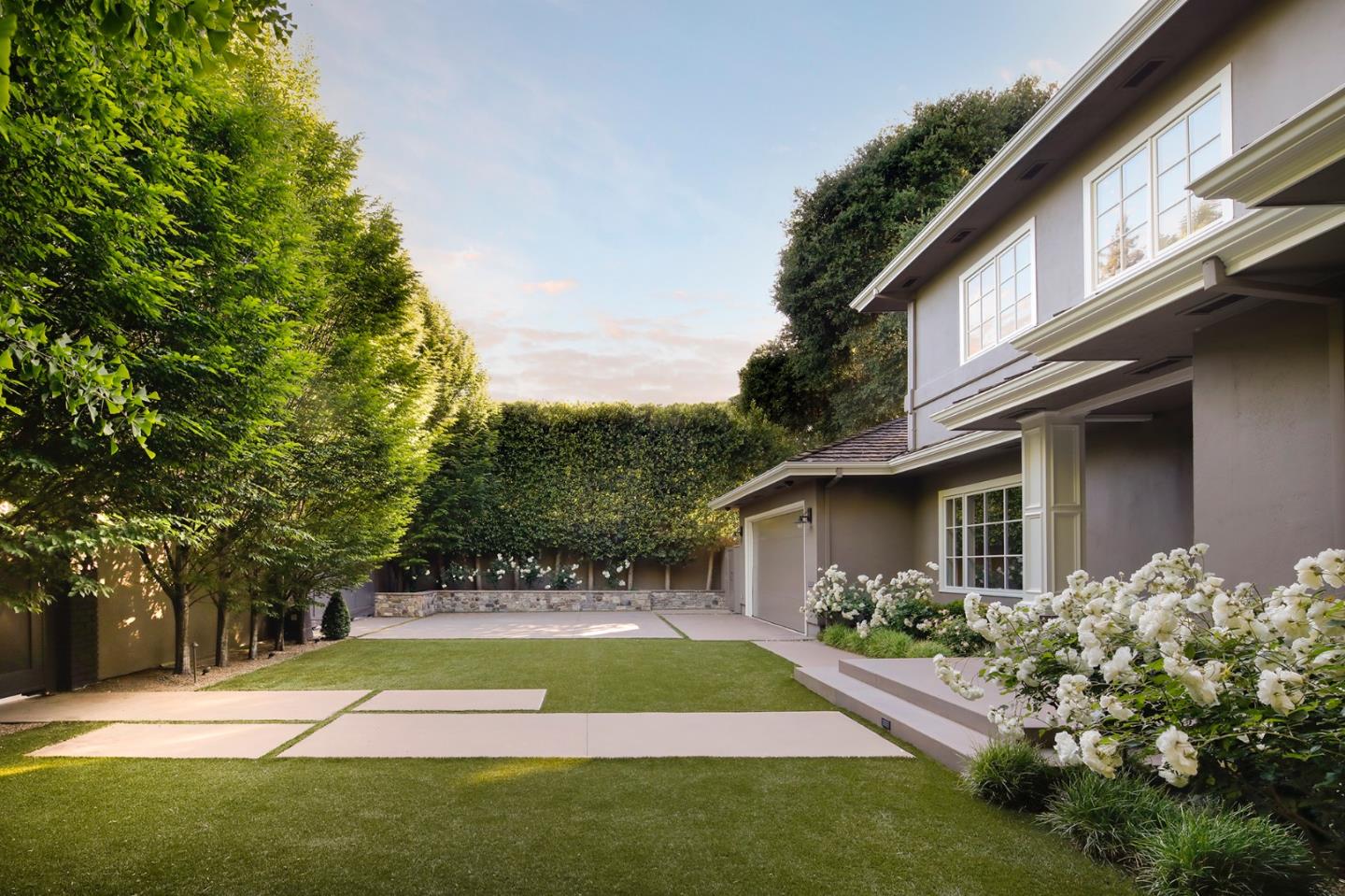 Detail Gallery Image 27 of 28 For 1661 University Ave, Palo Alto,  CA 94301 - 4 Beds | 4/2 Baths