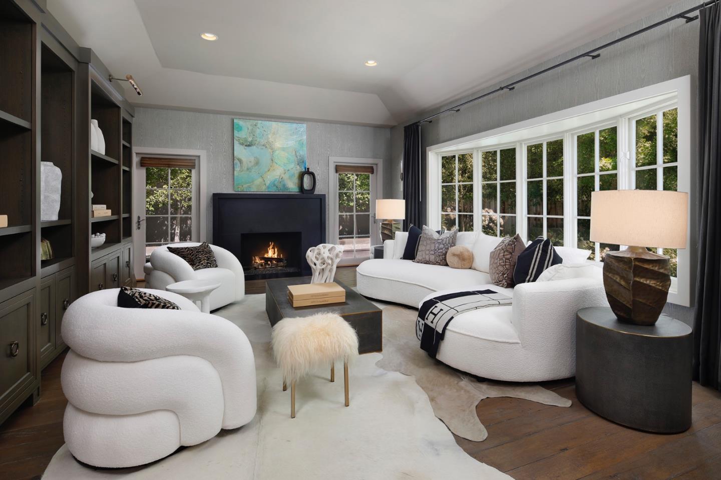 Detail Gallery Image 7 of 28 For 1661 University Ave, Palo Alto,  CA 94301 - 4 Beds | 4/2 Baths