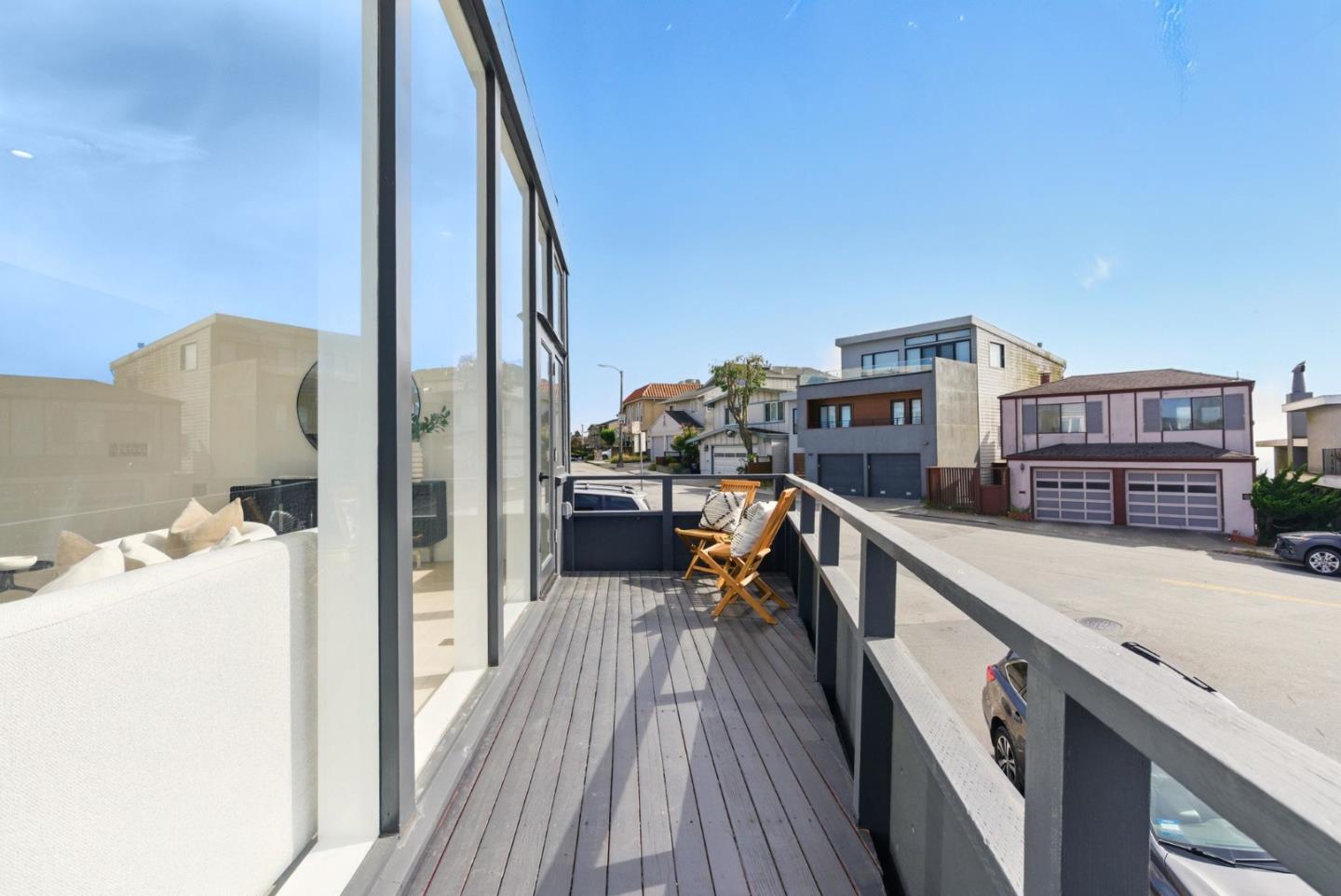 Detail Gallery Image 21 of 67 For 1756 14th Ave, San Francisco,  CA 94122 - 4 Beds | 4/1 Baths