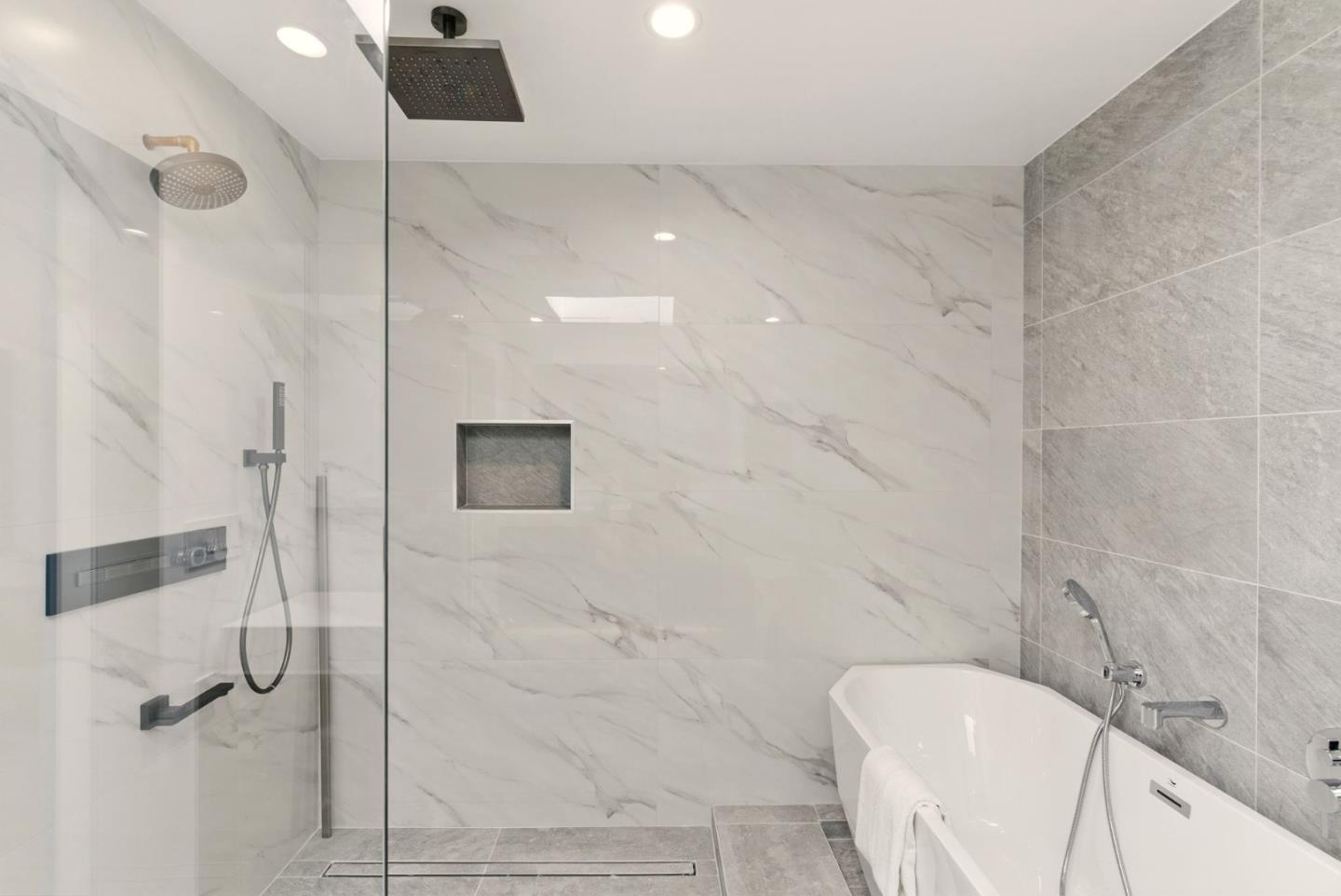 Detail Gallery Image 29 of 67 For 1756 14th Ave, San Francisco,  CA 94122 - 4 Beds | 4/1 Baths