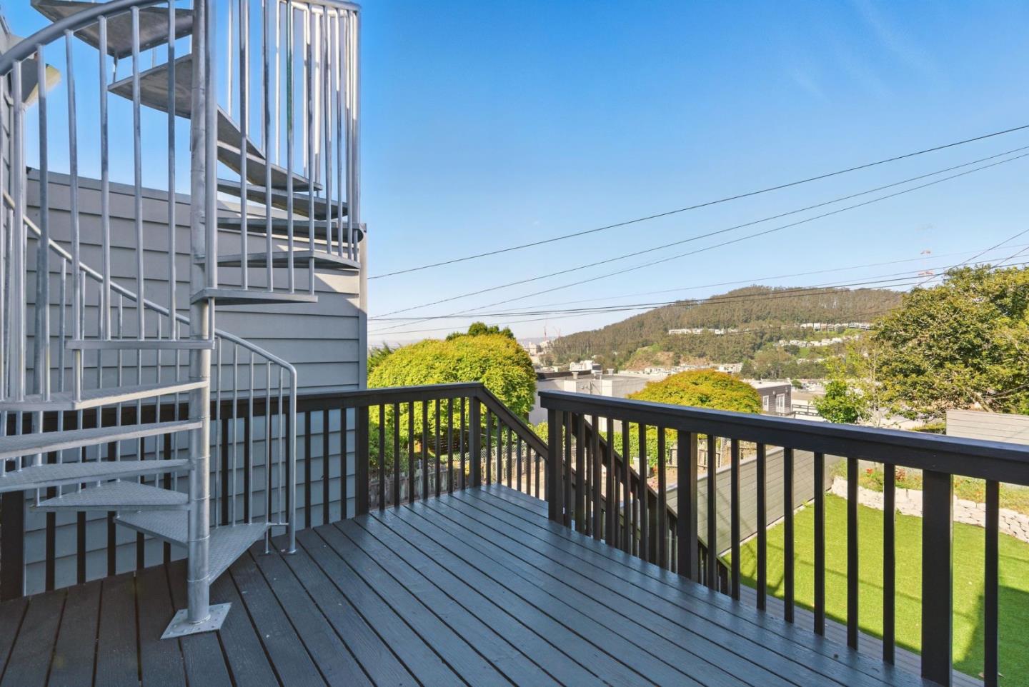Detail Gallery Image 37 of 67 For 1756 14th Ave, San Francisco,  CA 94122 - 4 Beds | 4/1 Baths
