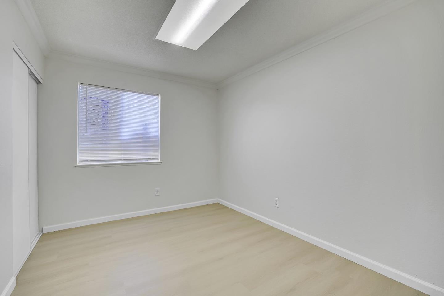 Detail Gallery Image 11 of 29 For 559 Groth Pl, San Jose,  CA 95111 - 3 Beds | 1 Baths