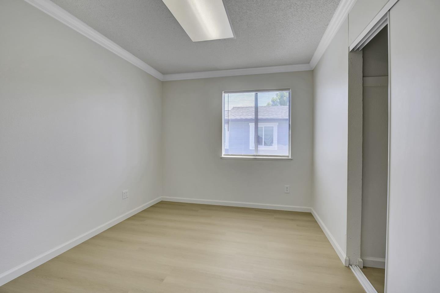 Detail Gallery Image 12 of 29 For 559 Groth Pl, San Jose,  CA 95111 - 3 Beds | 1 Baths