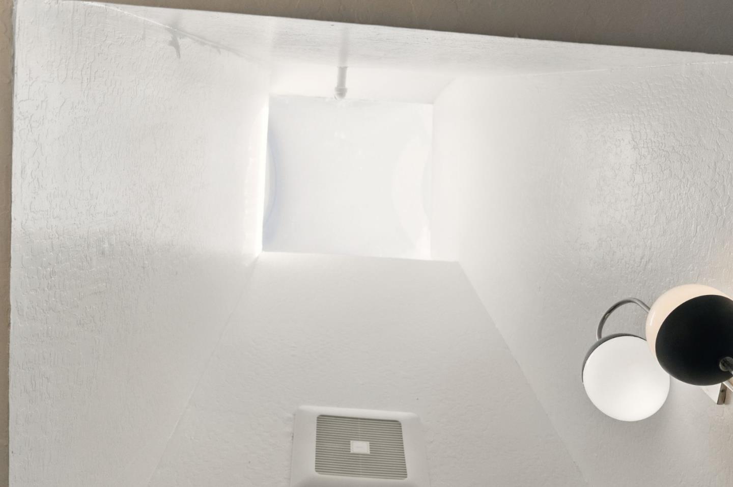 Detail Gallery Image 29 of 60 For 470 Gabilan St #4,  Los Altos,  CA 94022 - 2 Beds | 1/1 Baths