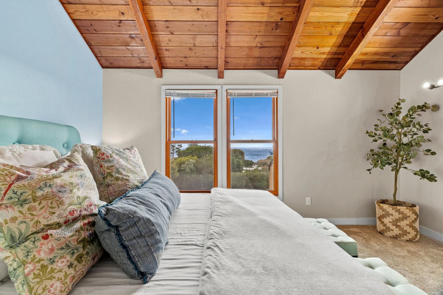 Detail Gallery Image 20 of 30 For 11 Yankee Point Dr, Carmel,  CA 93923 - 4 Beds | 2 Baths
