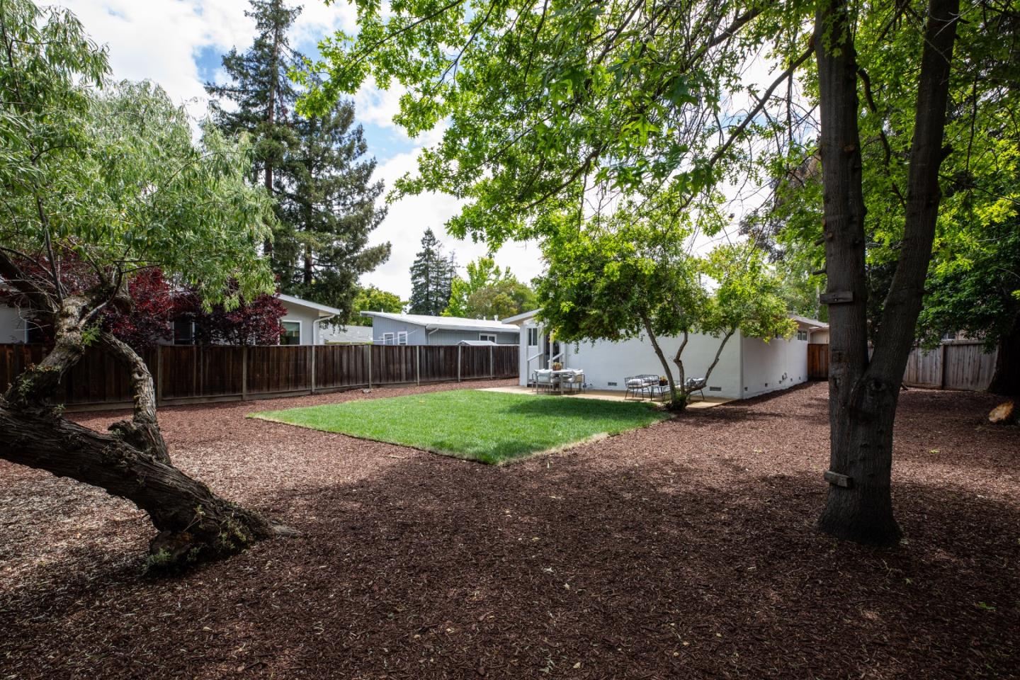 Detail Gallery Image 14 of 16 For 3079 Waverley St, Palo Alto,  CA 94306 - 3 Beds | 1 Baths