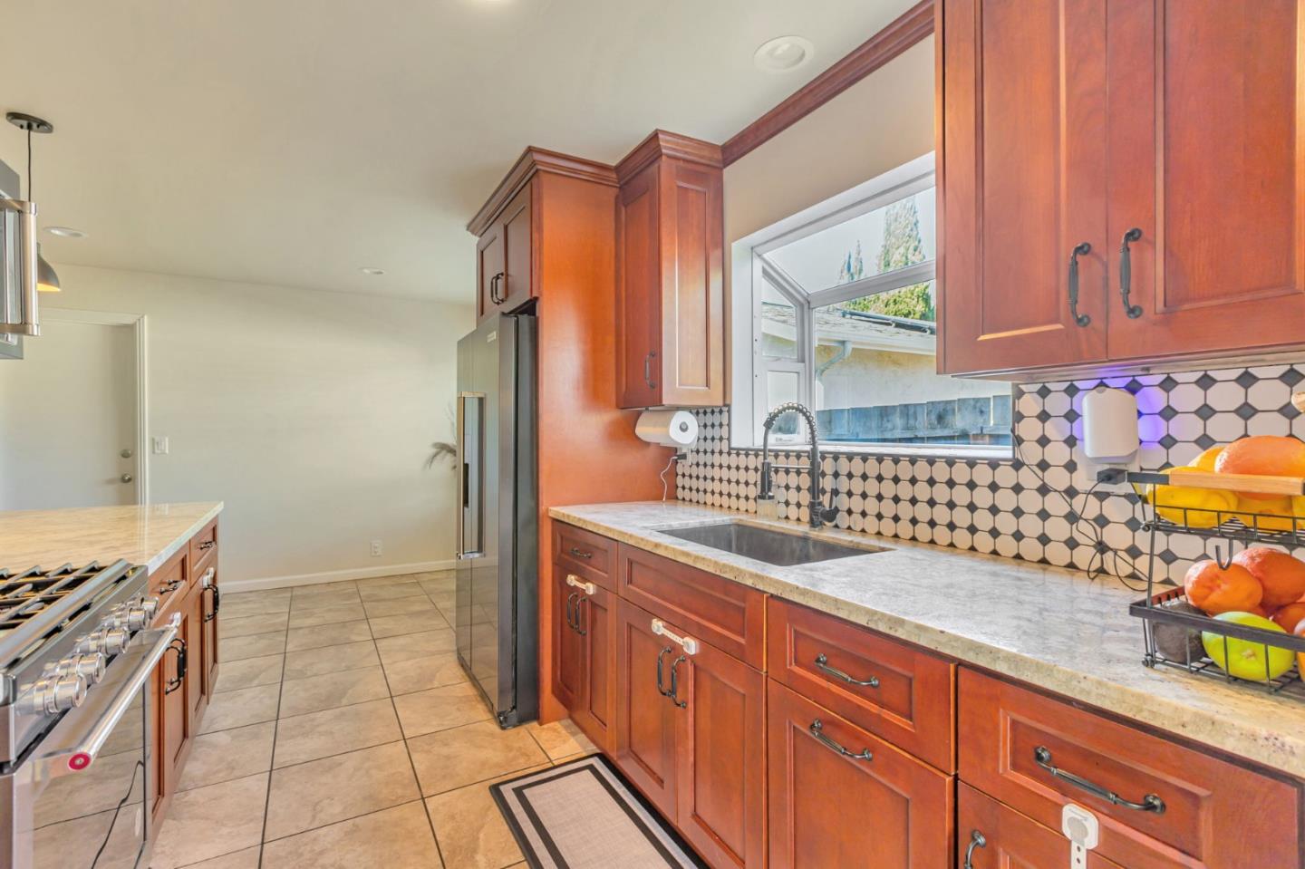 Detail Gallery Image 12 of 56 For 342 Swaps Dr, San Jose,  CA 95111 - 3 Beds | 2 Baths