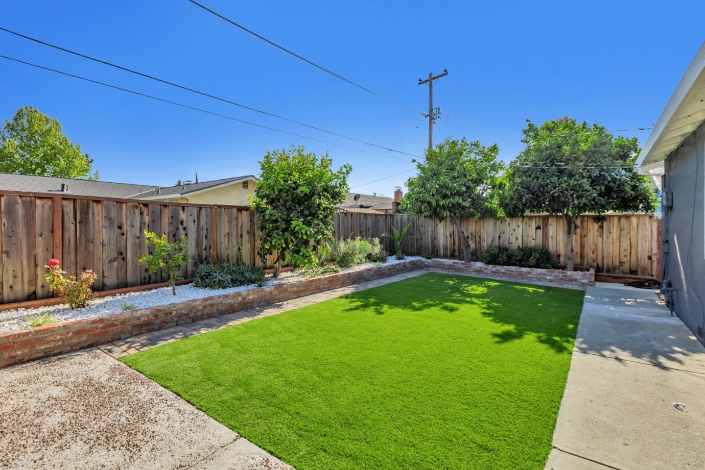 Detail Gallery Image 36 of 56 For 342 Swaps Dr, San Jose,  CA 95111 - 3 Beds | 2 Baths