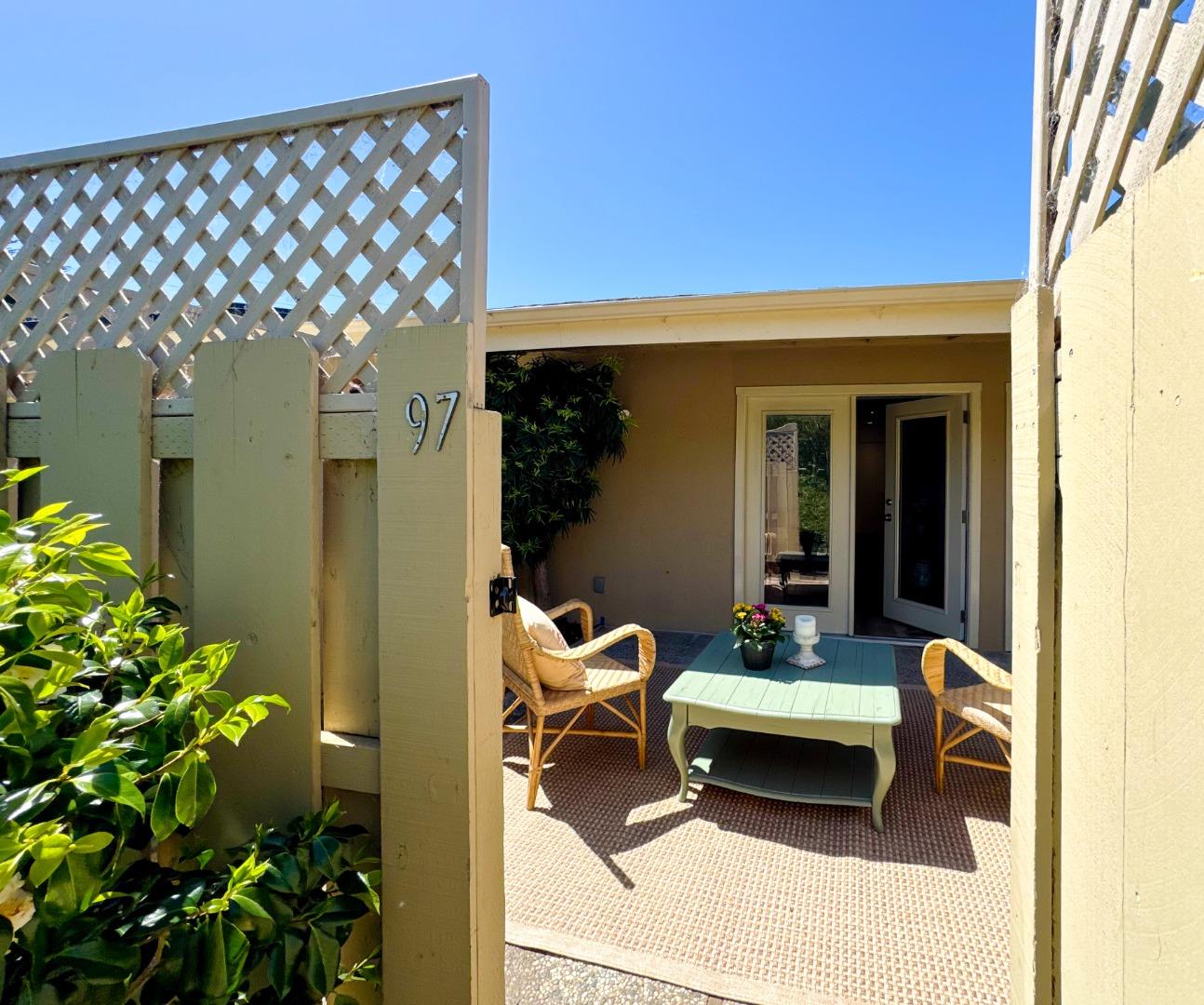 Detail Gallery Image 18 of 37 For 97 Hacienda Carmel, Carmel,  CA 93923 - 1 Beds | 1 Baths