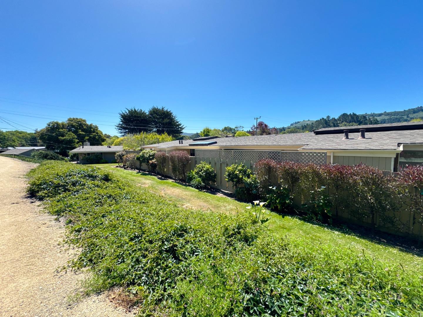 Detail Gallery Image 20 of 37 For 97 Hacienda Carmel, Carmel,  CA 93923 - 1 Beds | 1 Baths